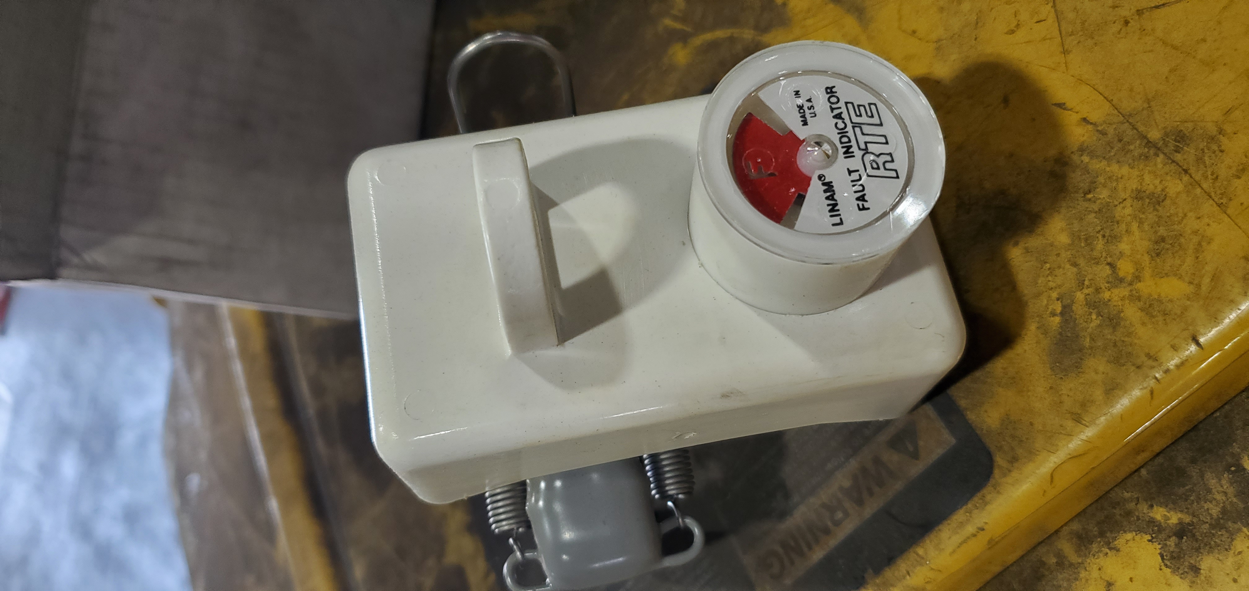 INDICATOR, UG FLT CBL OPNG 1-2.52IN